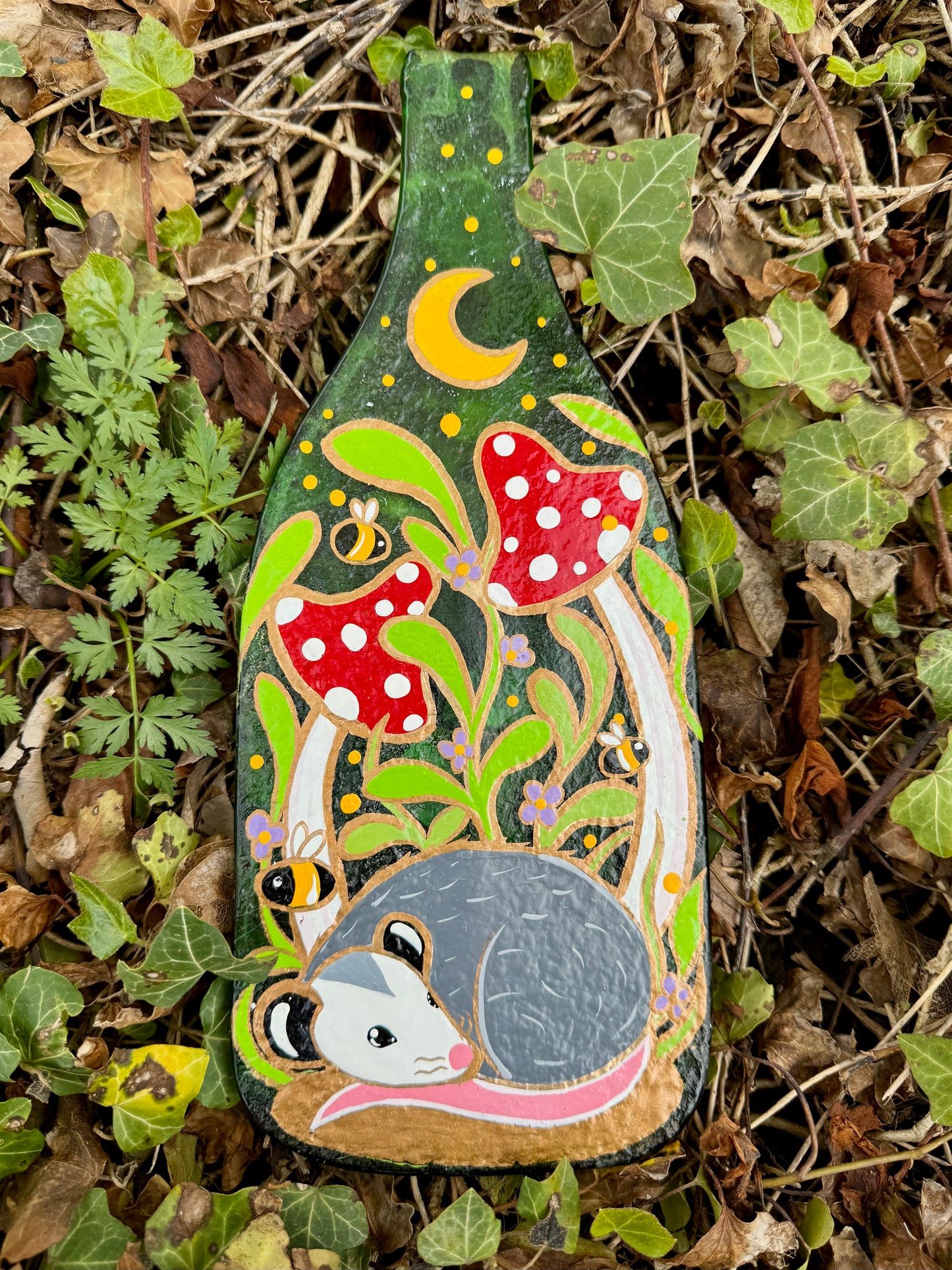 Opossum Bottle Hanger